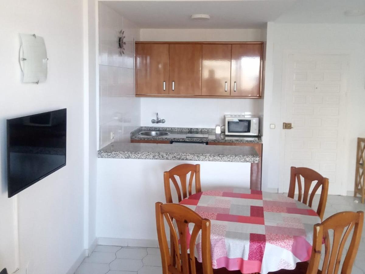 El Estudio De La Playa Benalbeach Vistas Al Mar Benalmadena Phòng bức ảnh
