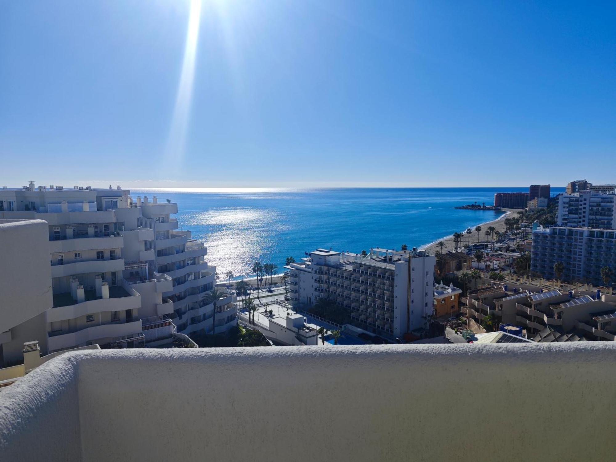 El Estudio De La Playa Benalbeach Vistas Al Mar Benalmadena Ngoại thất bức ảnh